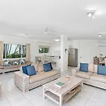 Costa Royale Beachfront Apartment