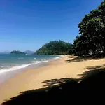 Sunbird Studio Apartment: Private Apartment Walking Distance From The Beach