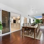 Villa Kelurga Trinity Beach Family And Pet Friendly