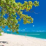 The Beach Shack 3Br Waterfront Resort, Own Wifi
