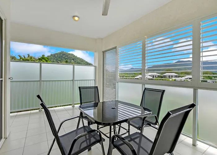 Trinity Beach Retreat With Pool And Scenic Views