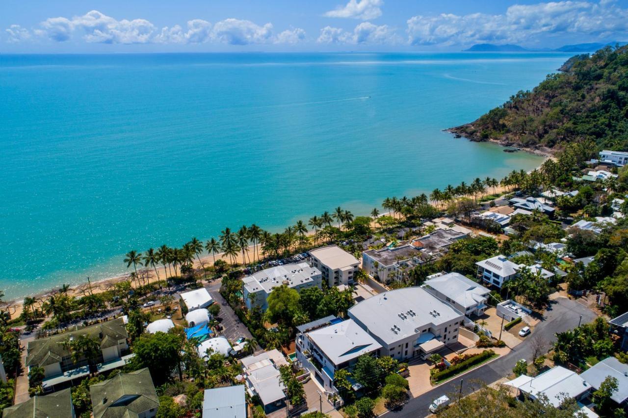 Costa Royale Beachfront Apartment *