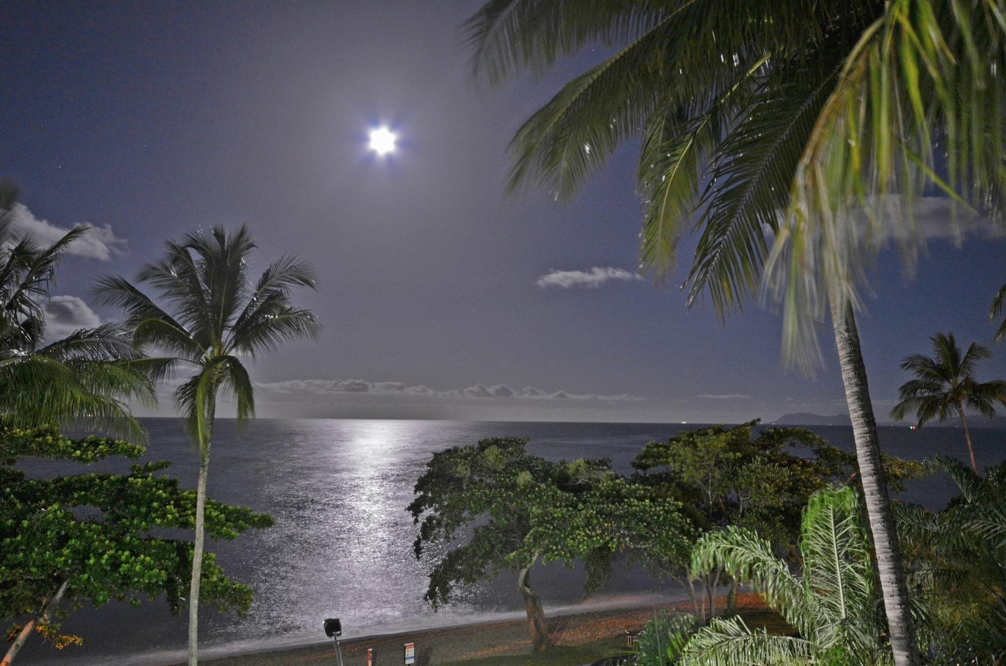 Aparthotel Beachfront On Trinity