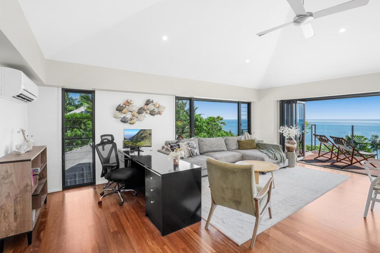 Holiday home Belle Escapes Trinity Blue Oceanview Trinity Beach