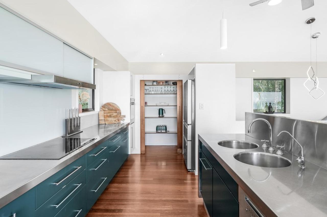 Belle Escapes Trinity Blue Oceanview Holiday home Trinity Beach