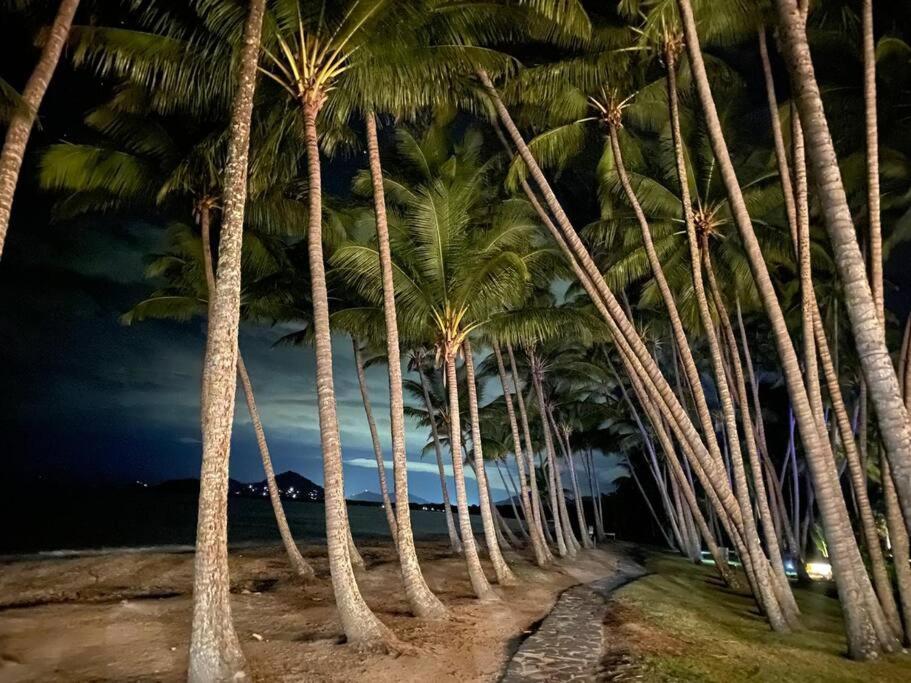 Trinity Oasis * Trinity Beach