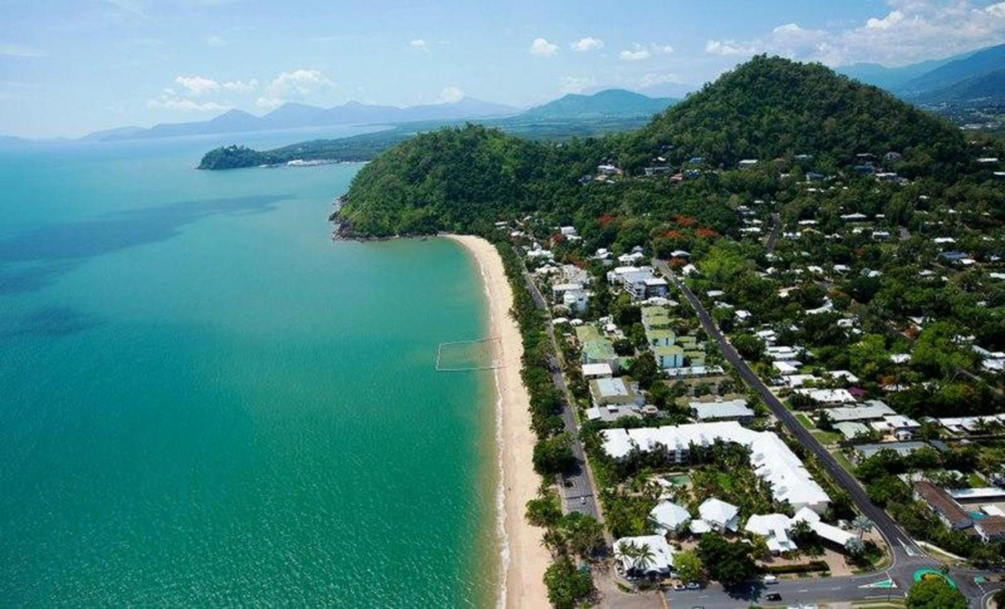Beachfront On Trinity Aparthotel