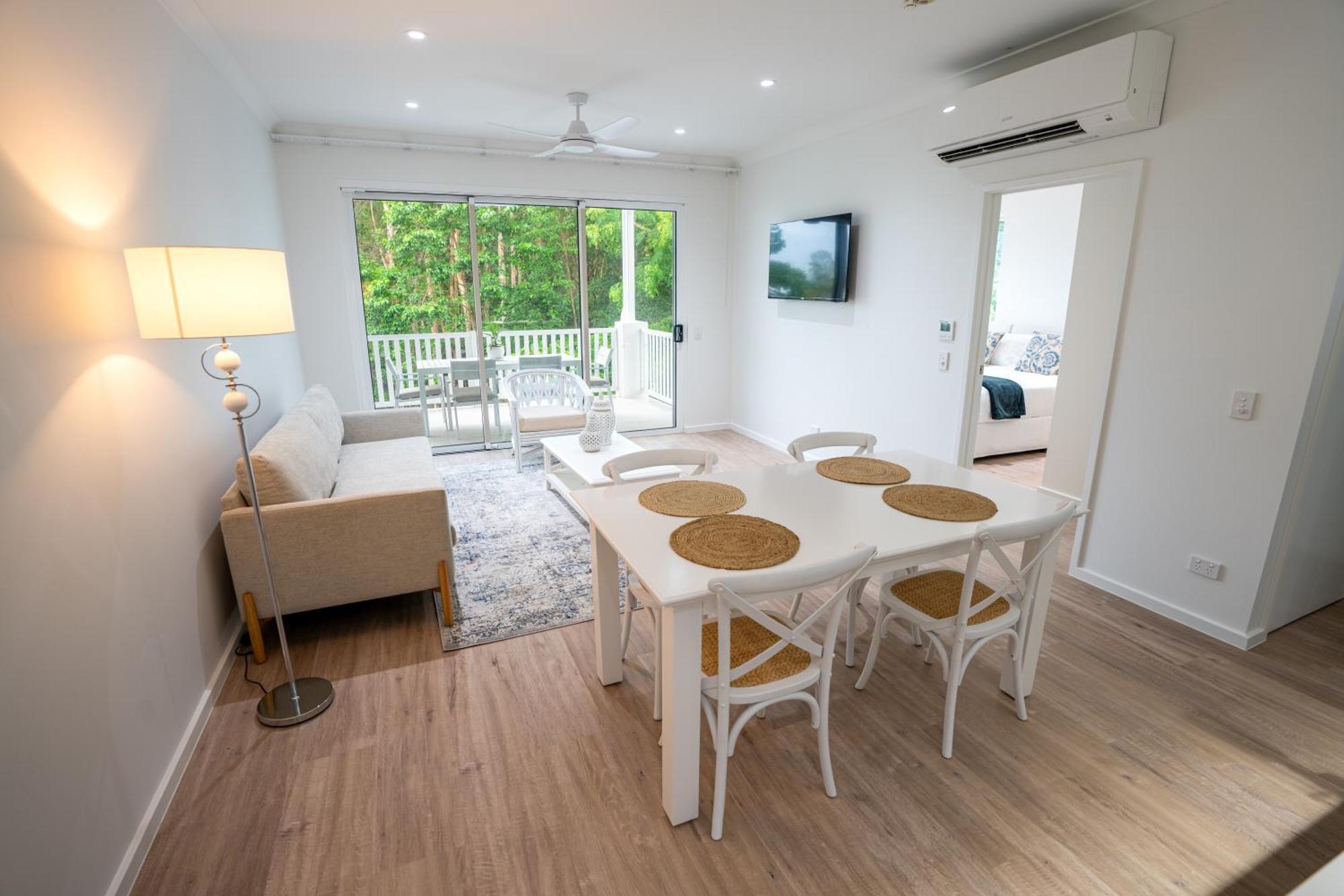 Apartment Trinity Collective Trinity Beach