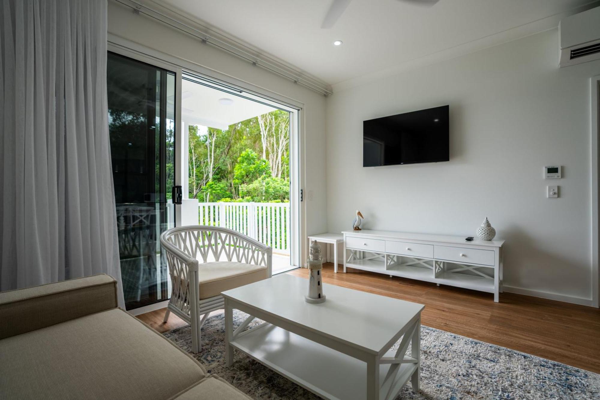 Apartment Trinity Collective Trinity Beach