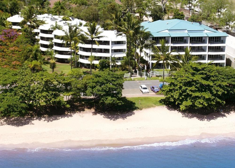 Beachfront On Trinity Aparthotel