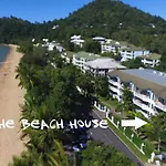 The Beach House 3Br Waterfront Apartment, Own Wifi