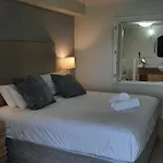 Meridien At Trinity