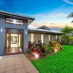 Family Paradise Elegant 4Br King Bed Heated Pool And Bbq