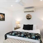 Villa Maasai - Coastal Luxury With A Heated Pool