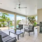 The Anchorage - Ultimate Waterfront Villa