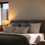 Luxury Sunny Oasis With Pool, Suv Hire, Near Marina