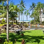 Coral Sands Beachfront Resort