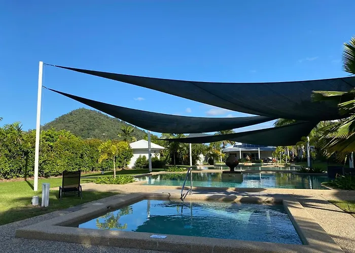Trinity Cove Apartments