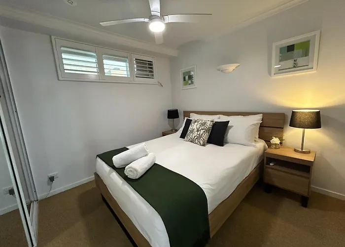 Apartment 12 On Trinity Beach