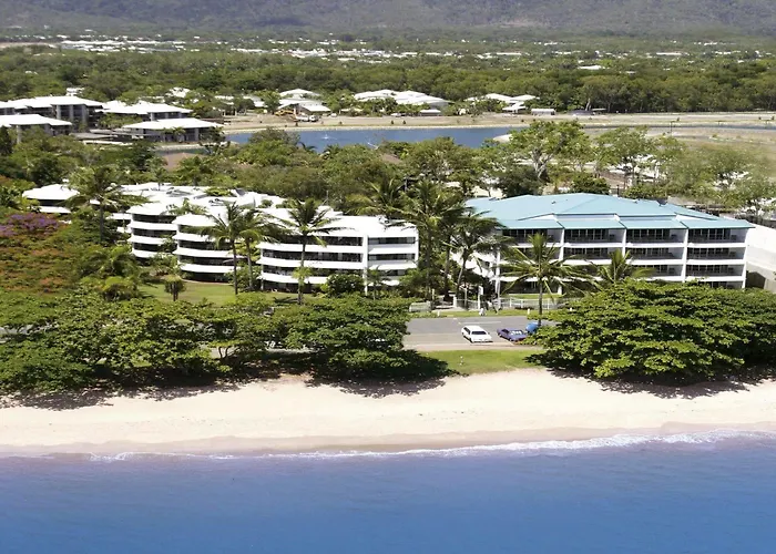Roydon Beachfront Apartments