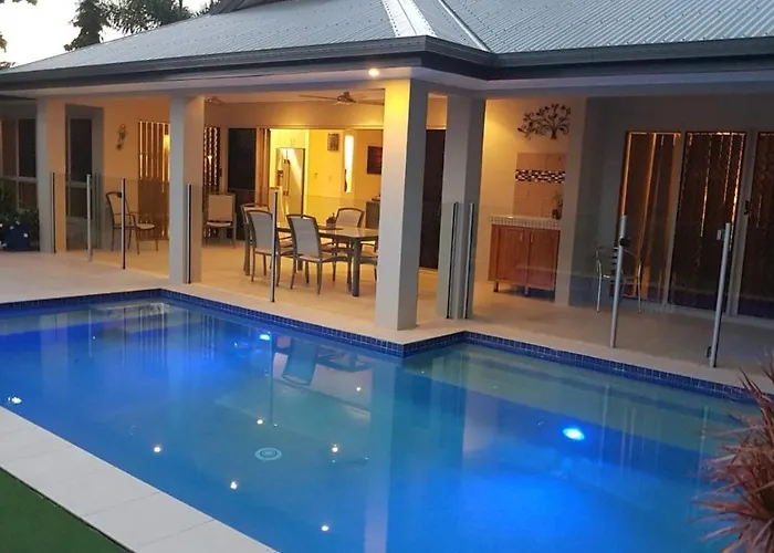 Eden Trinity Beach Lagoon Front House