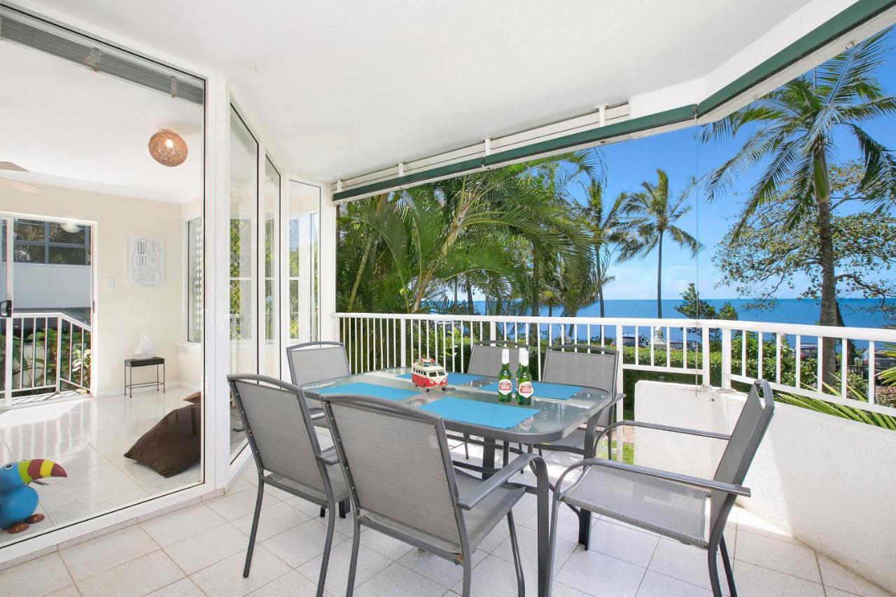 The House 3br Waterfront Apartment, Own Wifi Trinity Beach