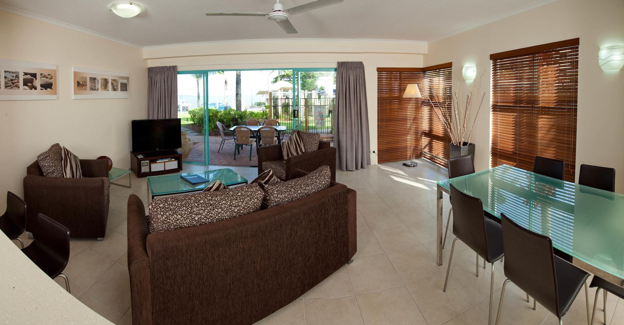 Aparthotel Coral Sands Beachfront