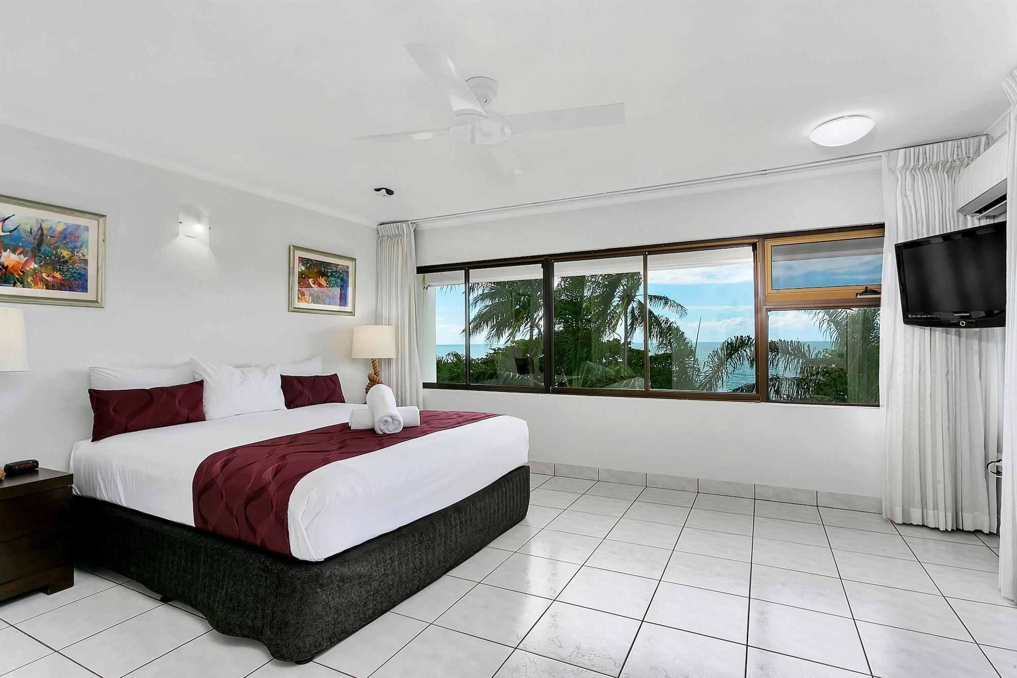 Roydon Beachfront Aparthotel