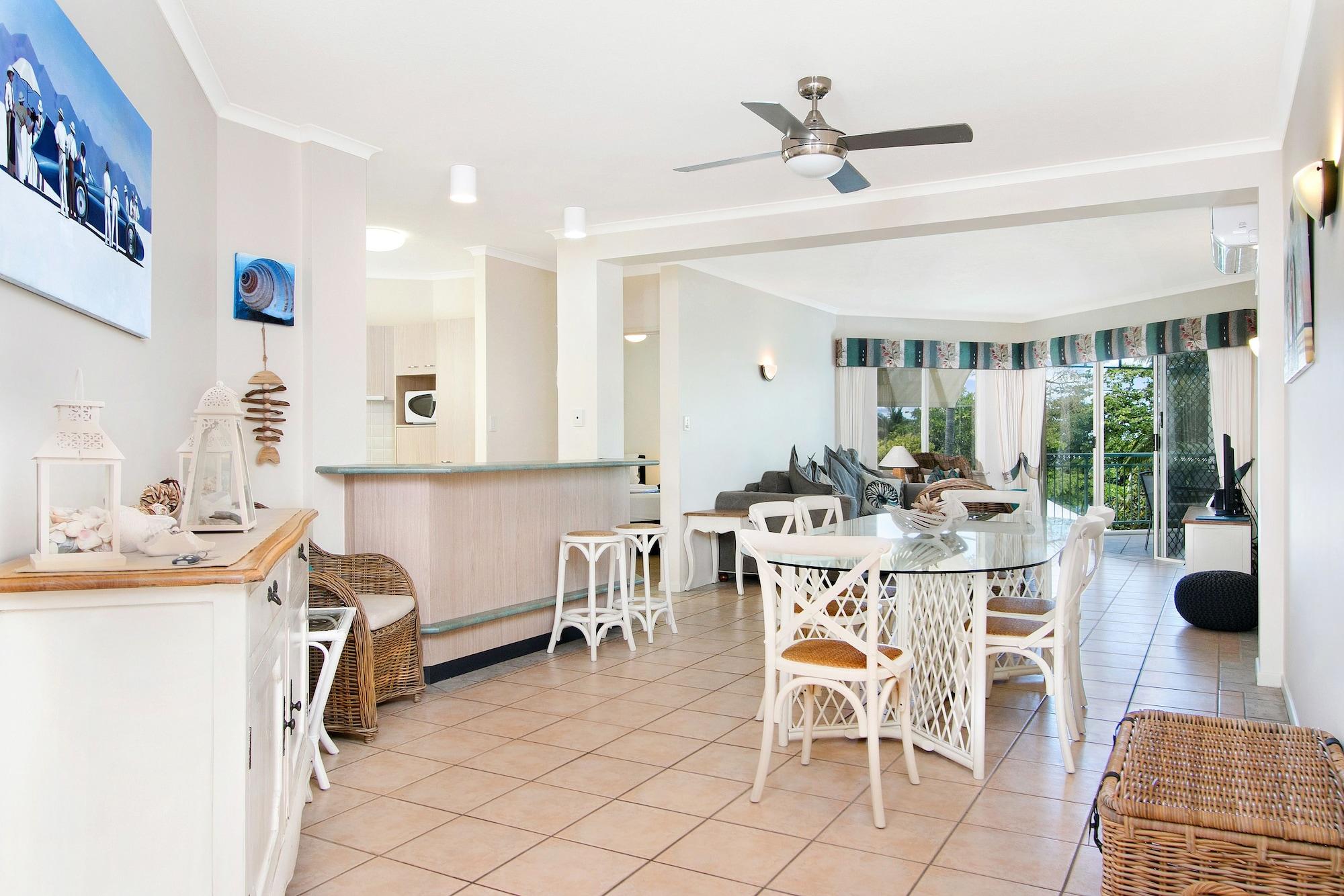 Trinity Waters Boutique Beachfront 4* Trinity Beach