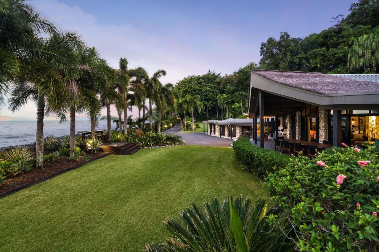 Trinity Beach Palace Luxury Estate By Belle Escapes Holiday home Trinity Beach