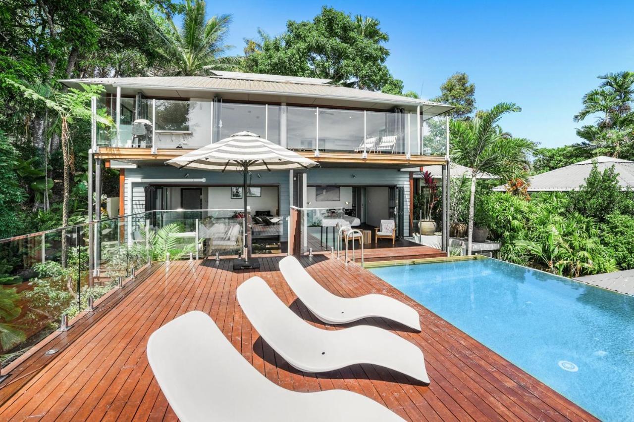 Belle Escapes Trinity Blue Oceanview Holiday home Trinity Beach