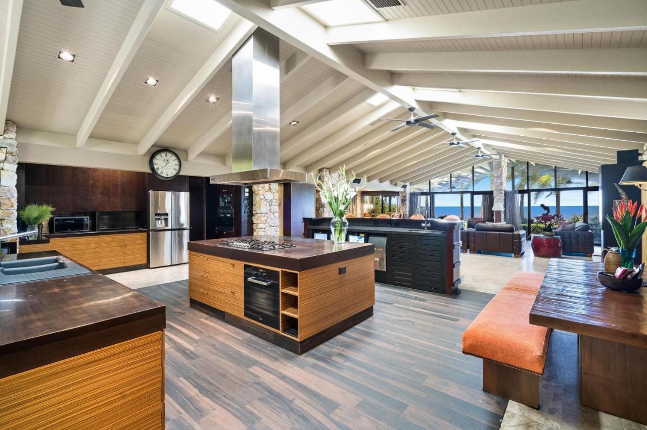 Trinity Beach Palace Luxury Estate By Belle Escapes *