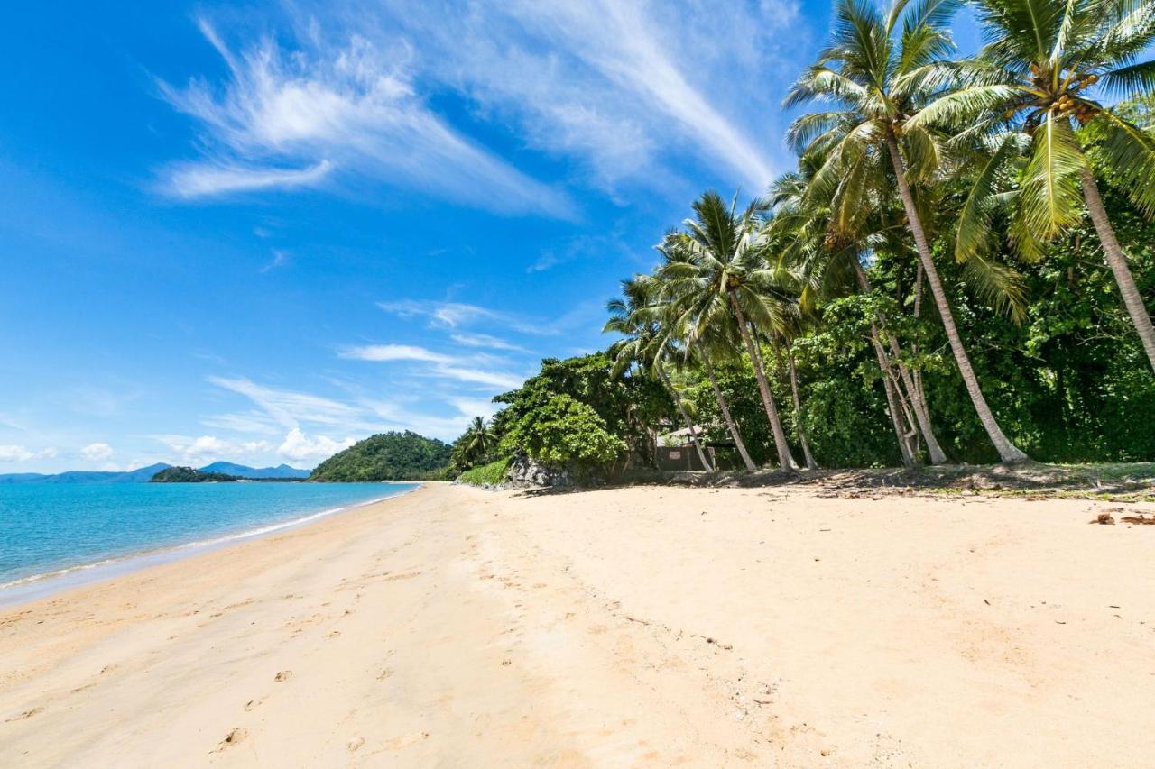 Trinity Beach Palace Luxury Estate By Belle Escapes Trinity Beach