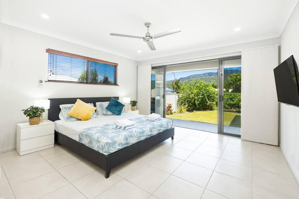 Family Paradise Elegant 4br King Bed Heated Pool And Bbq * Trinity Beach
