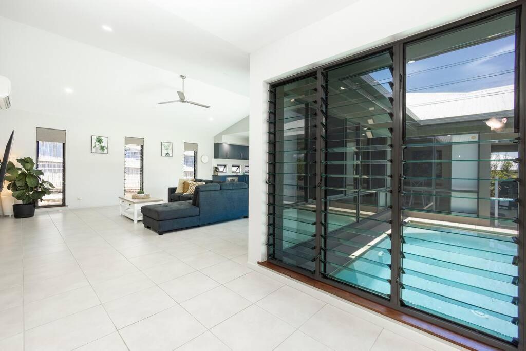 Family Paradise Elegant 4br King Bed Heated Pool And Bbq