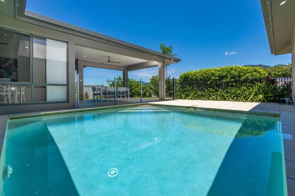 Family Paradise Elegant 4br King Bed Heated Pool And Bbq Holiday home *