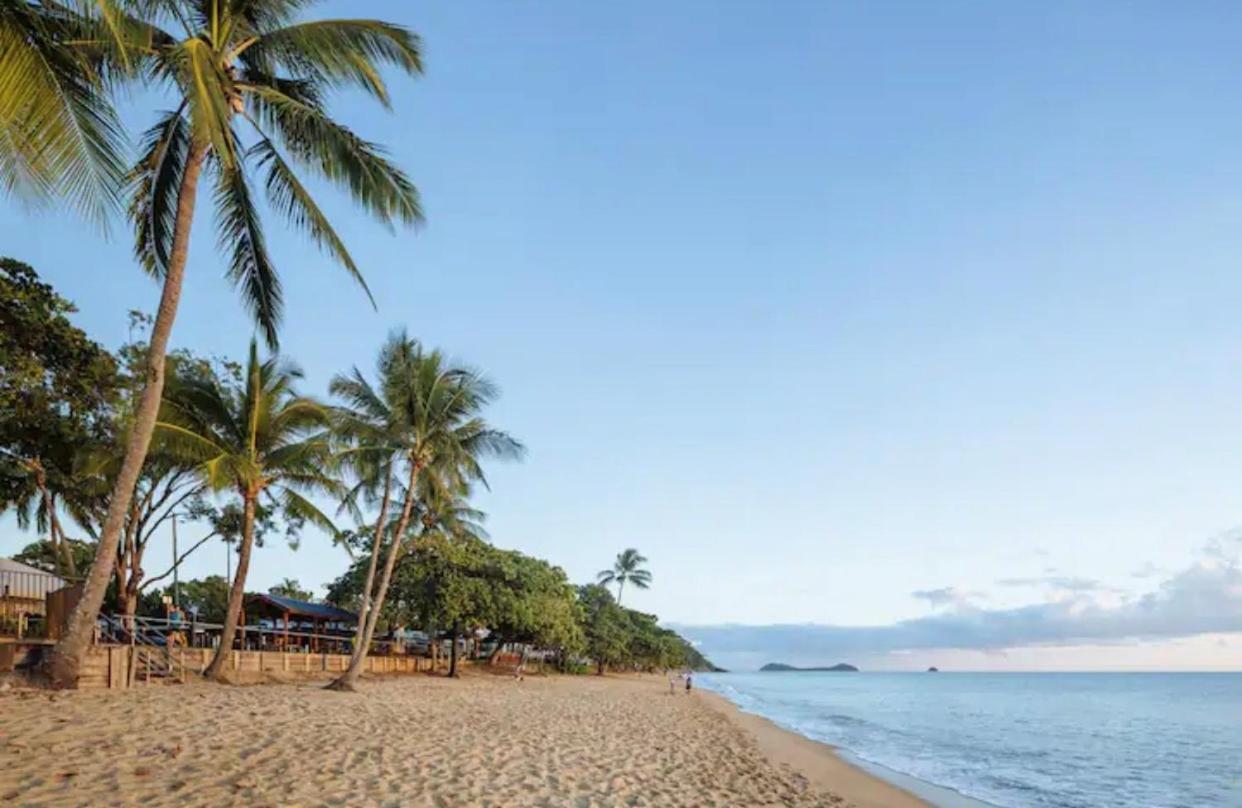 Apartment Trinity Sea Breeze 3 Bedroom *