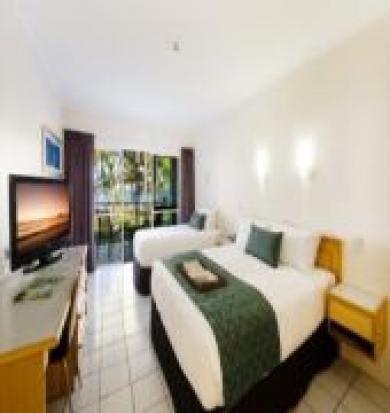 Aparthotel Castaways Trinity 3*