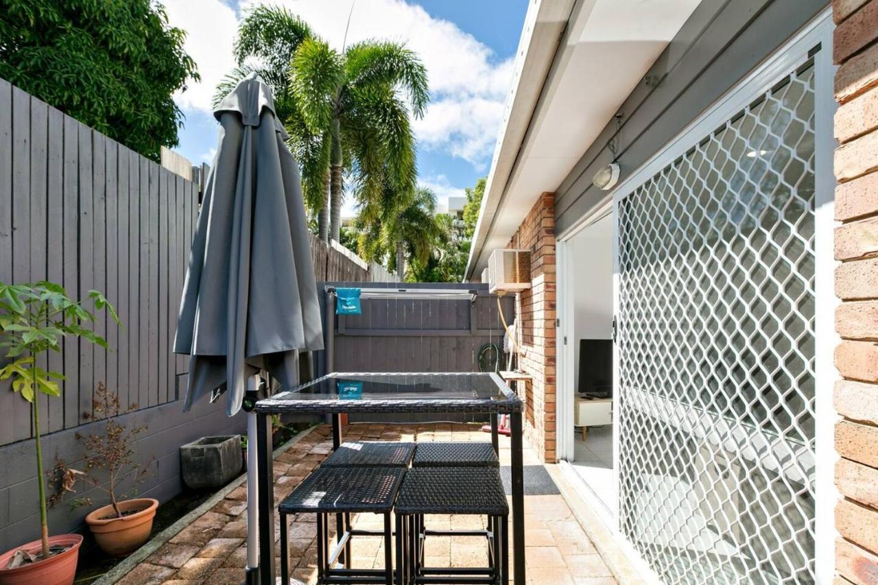 Tropical Cove At Trinity With Lagoon Pool Holiday home Trinity Beach
