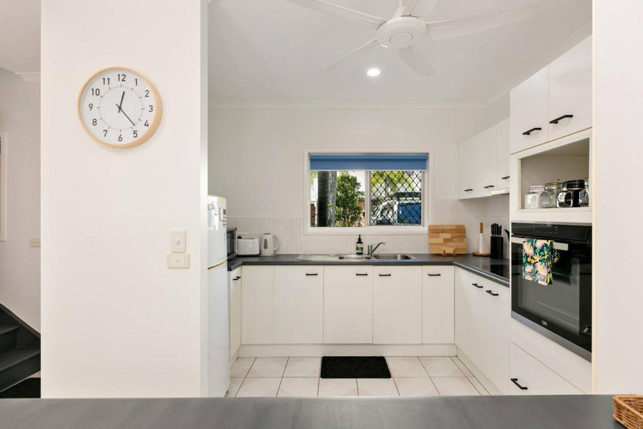 Tropical Cove At Trinity With Lagoon Pool * Trinity Beach