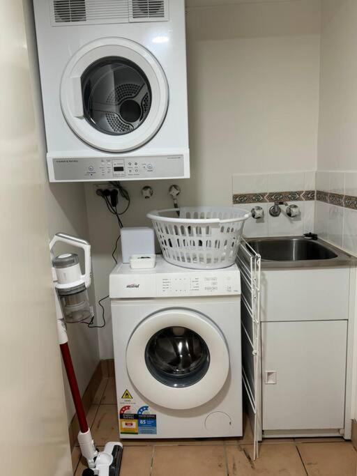 Apartment Wallaby Lane - Family Friendly! King, Double & King Single Beds