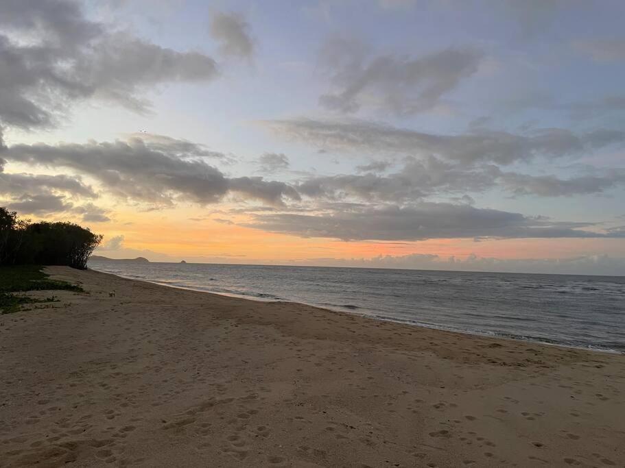 Holiday home Trinity Haven - Luxury 4 Bedroom Home, Steps To The Beach, Surrounded By Mountains