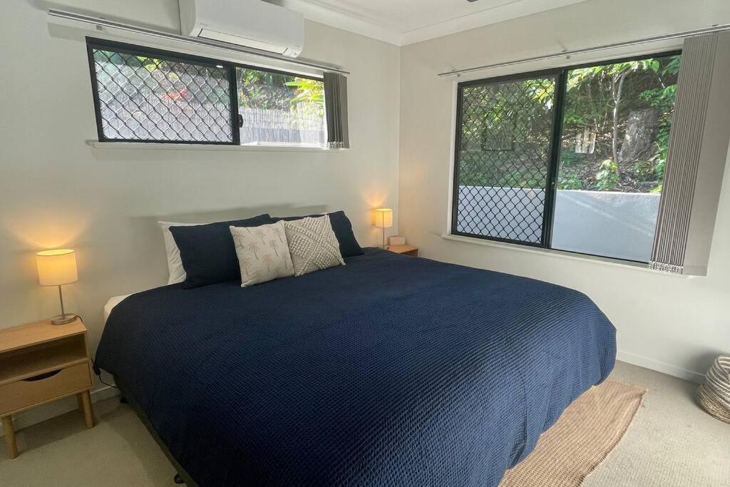 Trinity Haven - Luxury 4 Bedroom Home, Steps To The Beach, Surrounded By Mountains Trinity Beach