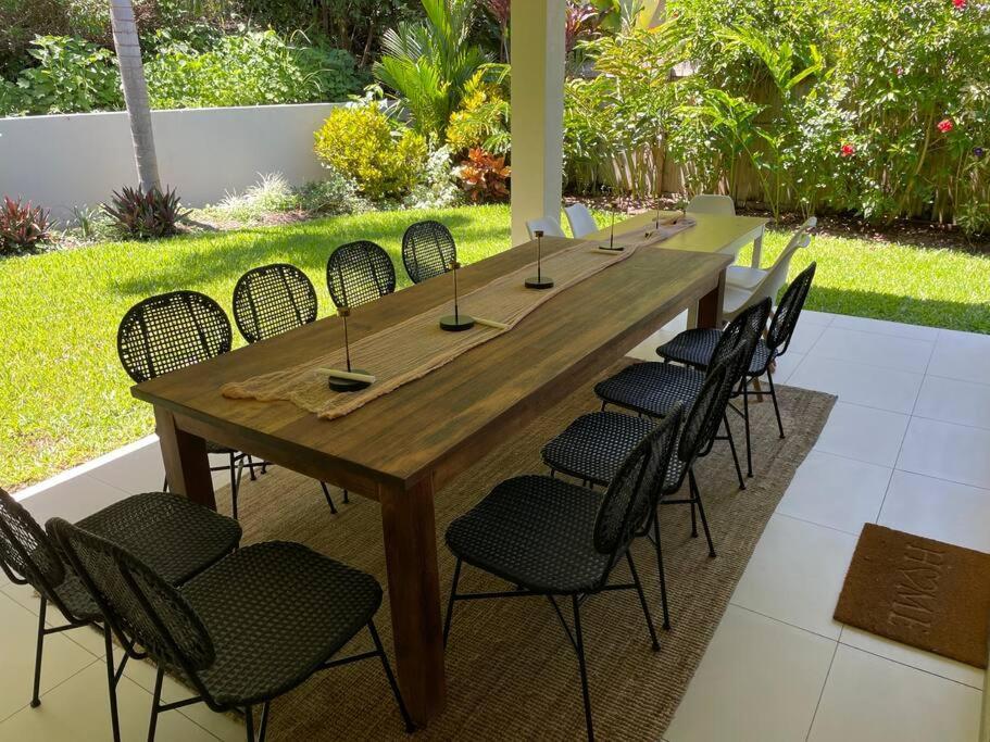 Trinity Haven - Luxury 4 Bedroom Home, Steps To The Beach, Surrounded By Mountains Holiday home