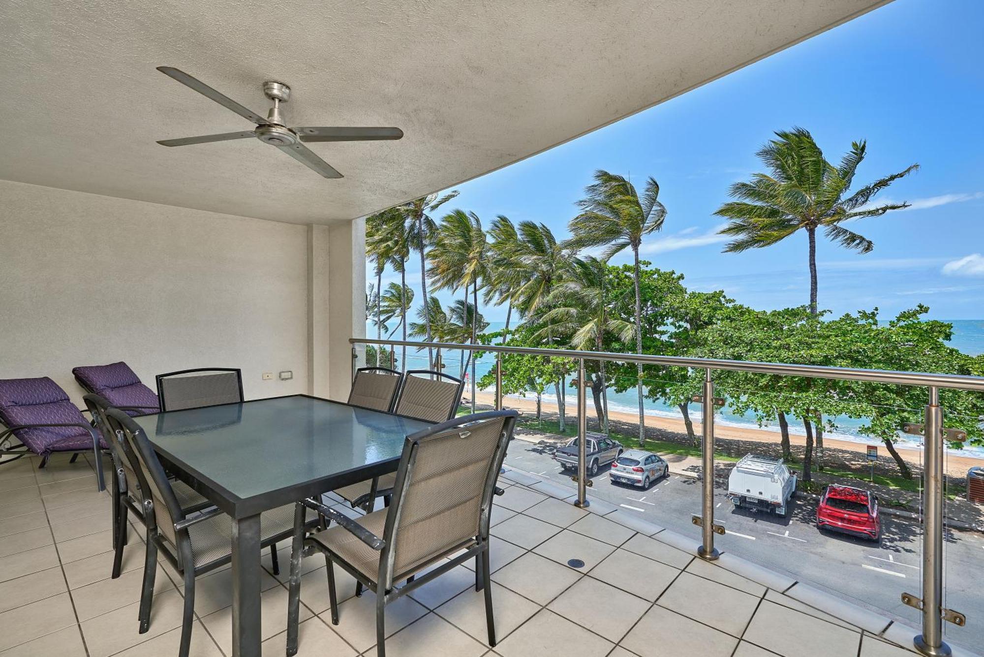 Meridien Beachfront At Trinity * Trinity Beach