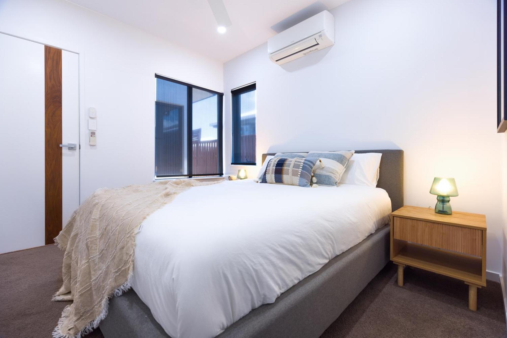 Luxury Sunny Oasis With Pool, Suv Hire, Near Marina Holiday home