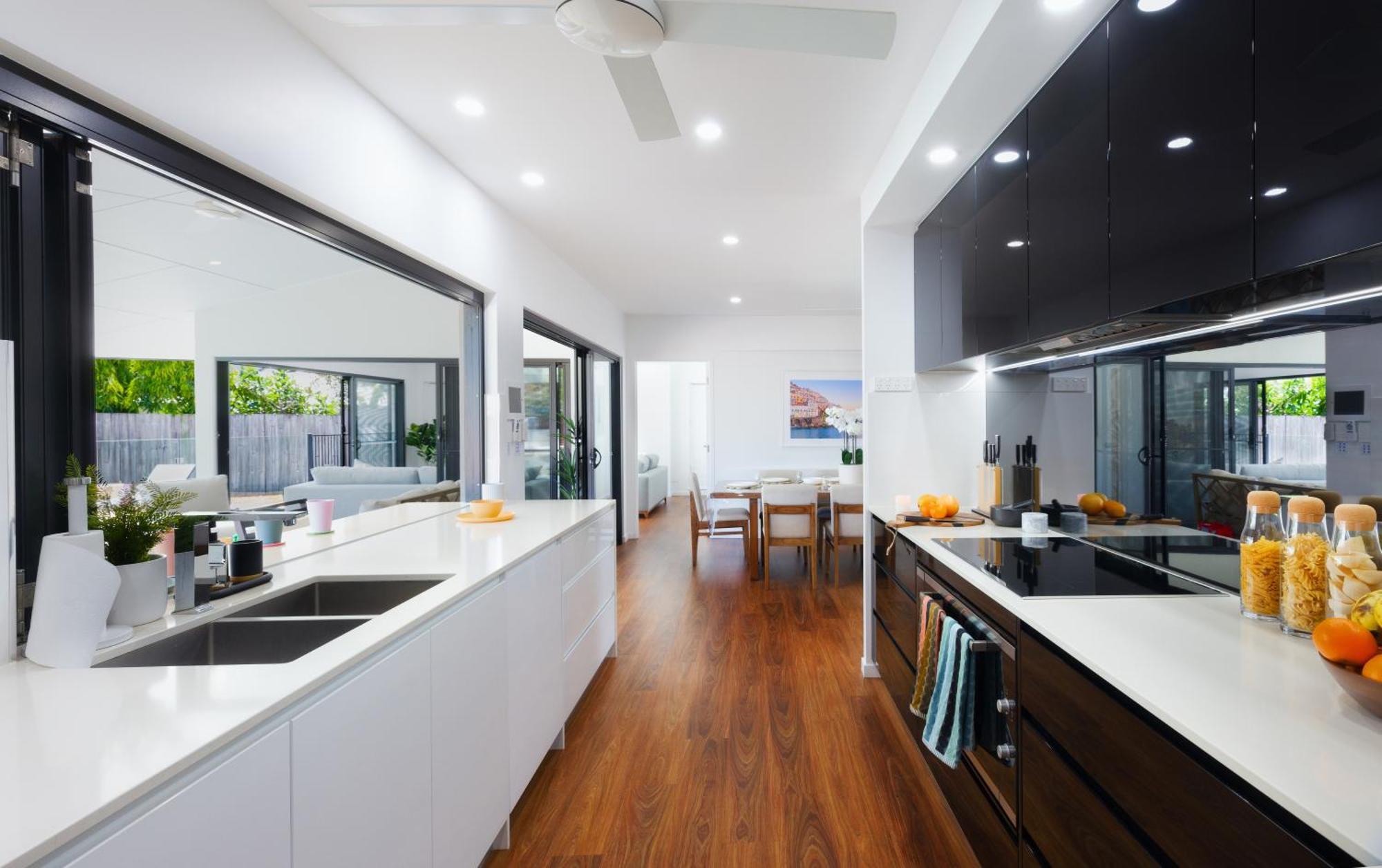 Luxury Sunny Oasis With Pool, Suv Hire, Near Marina Holiday home *