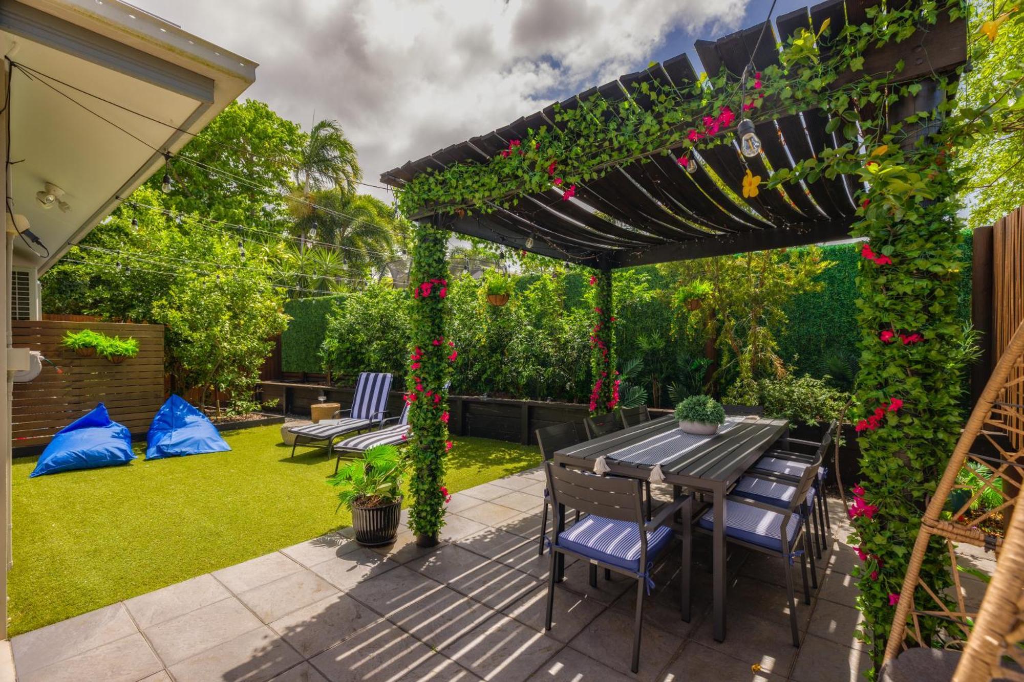 Private Luxury Haven With Suv Hire, Pool, Near Marina Holiday home