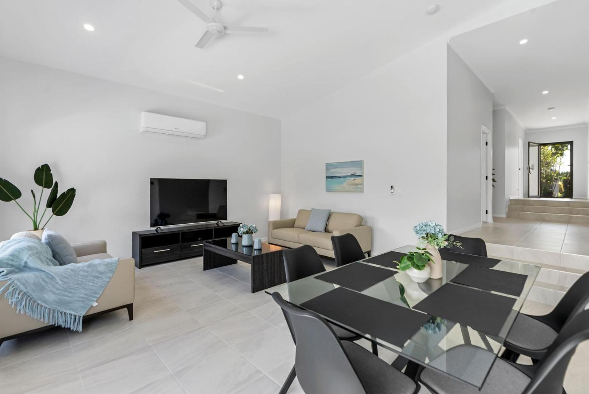 Belle Escapes Sea Bon Holiday home Trinity Beach