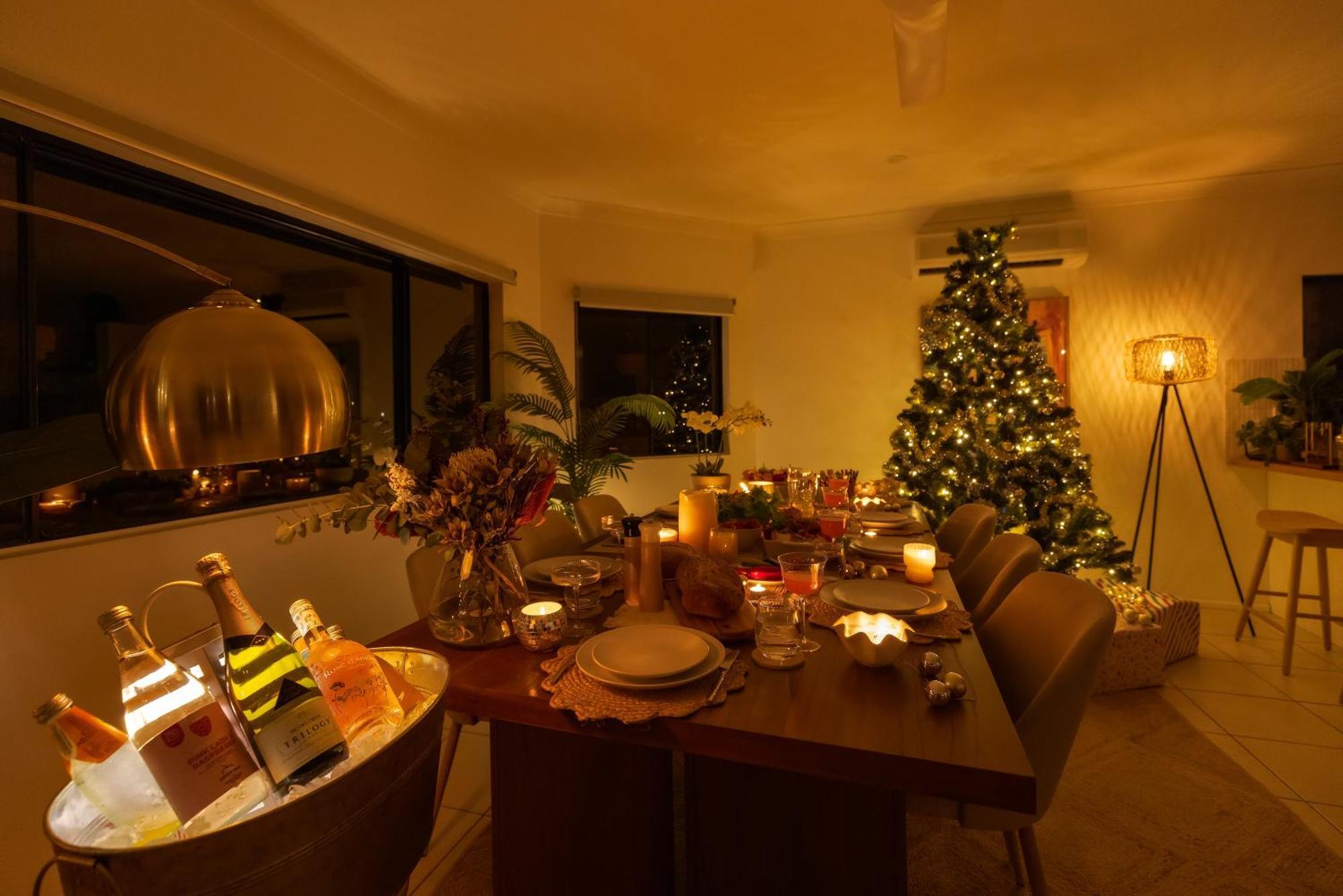 Spacious Family Fun With Suv Hire, Games, Full Kitchen Holiday home *